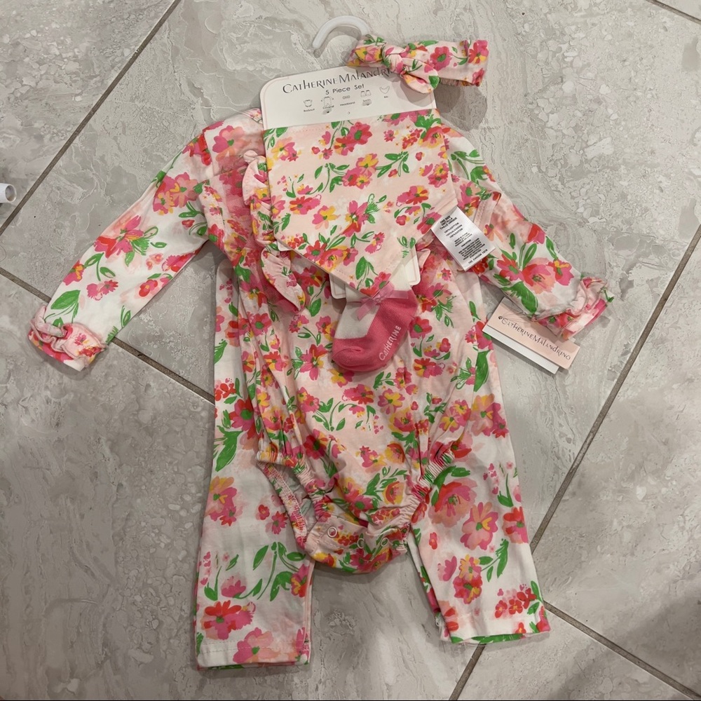 New Baby girl set 5pc bodysuit socks headband bib coverall jumpsuit
